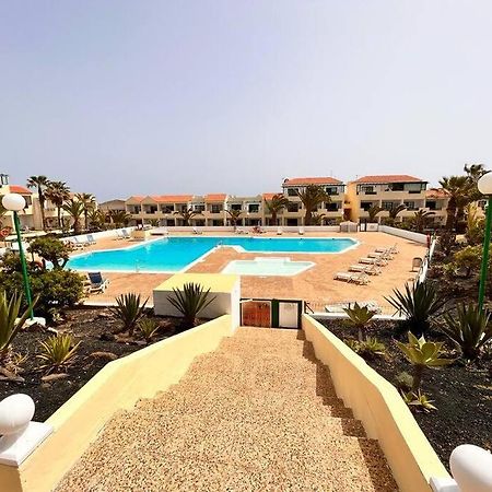 Puskas Apartman Costa De Antigua Exteriör bild