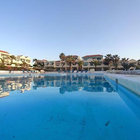 Puskas Apartman Costa De Antigua Exteriör bild