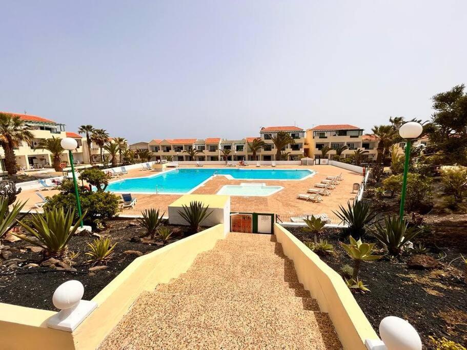 Puskas Apartman Costa De Antigua Exteriör bild