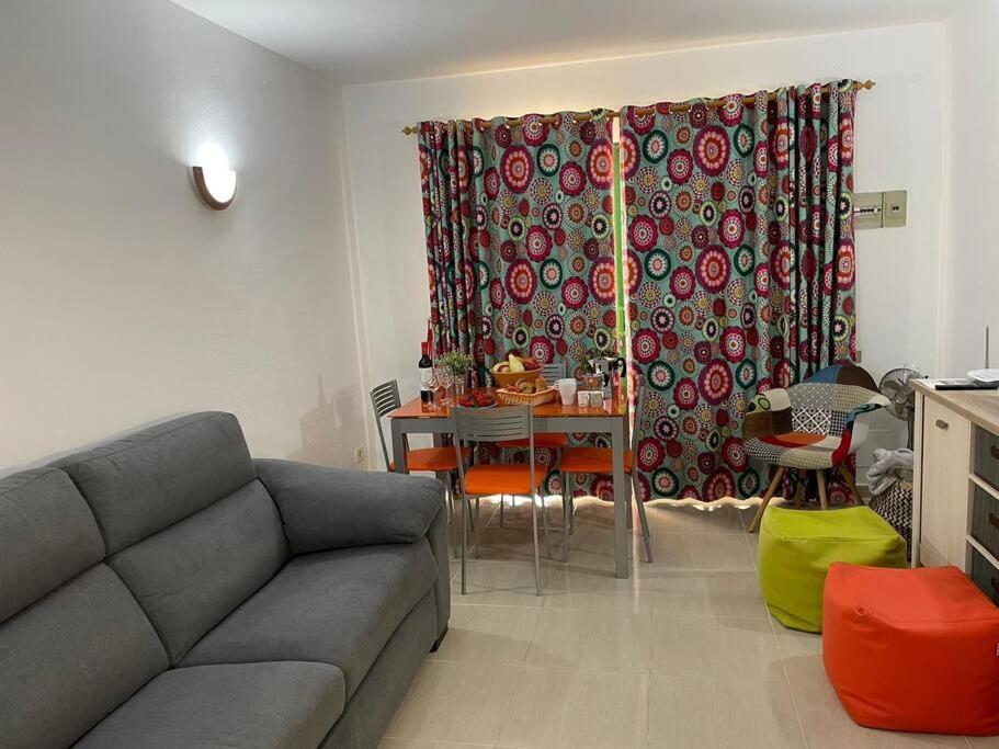 Puskas Apartman Costa De Antigua Exteriör bild