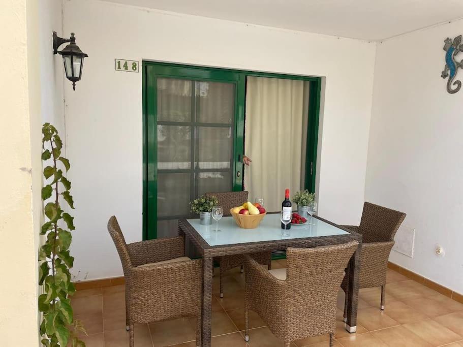 Puskas Apartman Costa De Antigua Exteriör bild