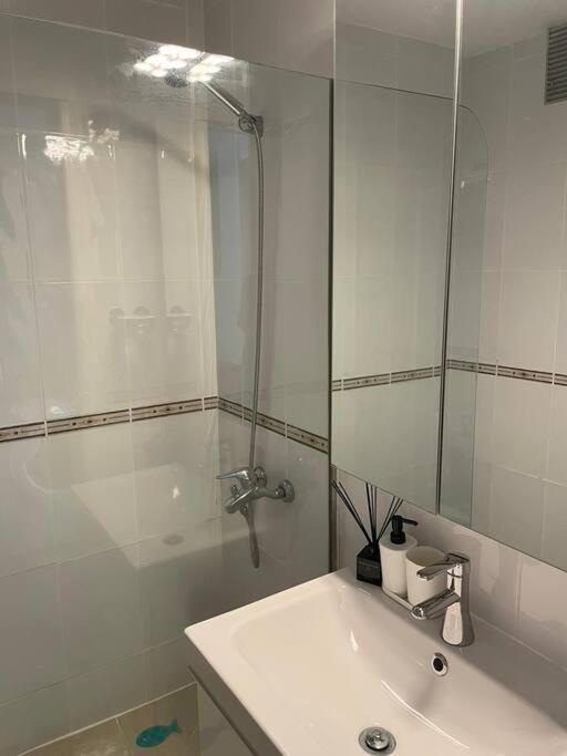 Puskas Apartman Costa De Antigua Exteriör bild