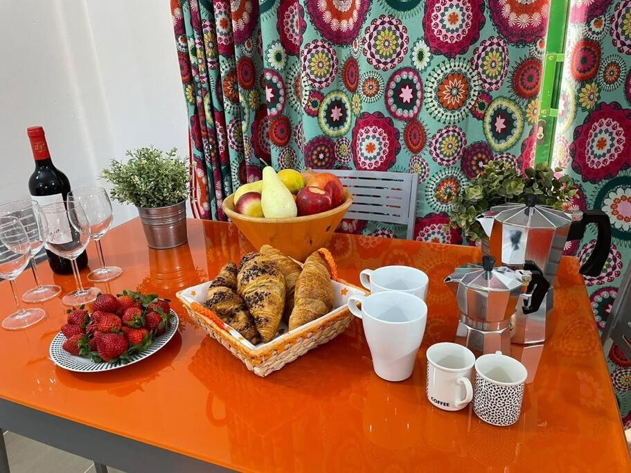 Puskas Apartman Costa De Antigua Exteriör bild